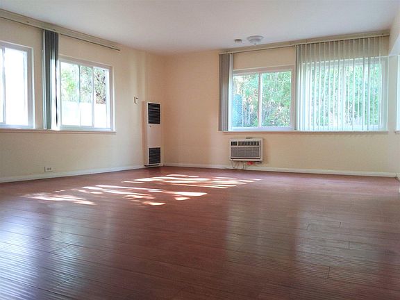 #324 - Living Room