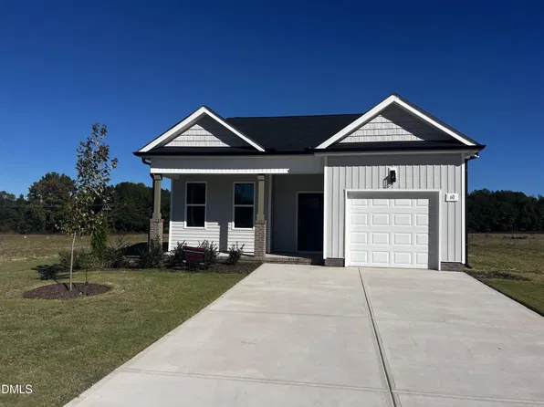 60 W Coulter Ct, Selma, NC 27576