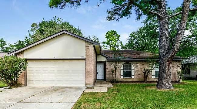 1st image of 11906 Woolford Dr