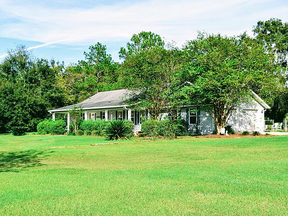 2nd image of 18525 NW 153rd Pl