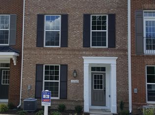 22889 Locust Ln, Sterling, VA 20166