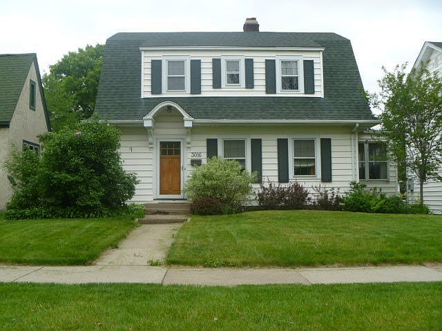1st image of 3016 E Minnehaha Pkwy