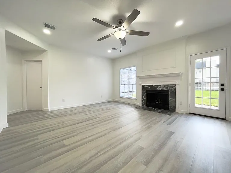 6438 Drake Elm Dr — Photo 5