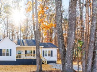 430 E Raleigh Ave, Liberty, NC 27298