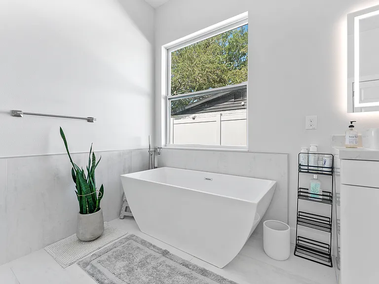 3701 W Leila Ave — Photo 32