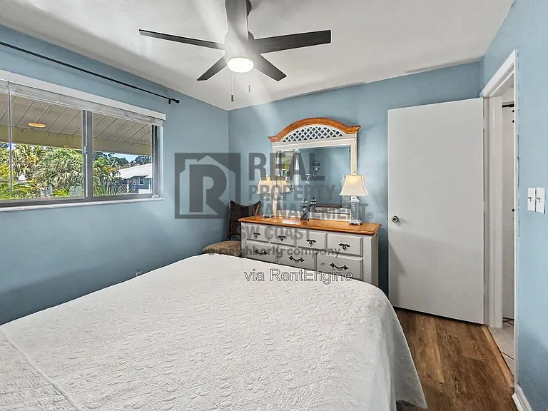 28100 Pine Haven Way #5 — Photo 12