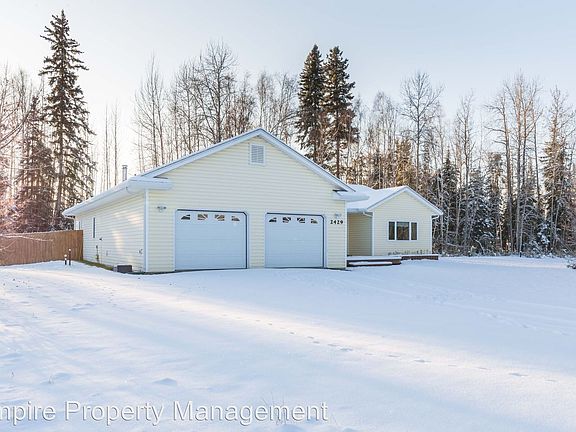 2nd image of 2429 Golf Ct