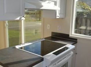 1661 Wyeth St, Saint Helens, OR