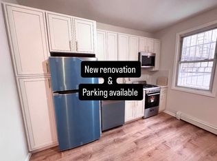 25-23 23rd St #1D, Astoria, NY 11102