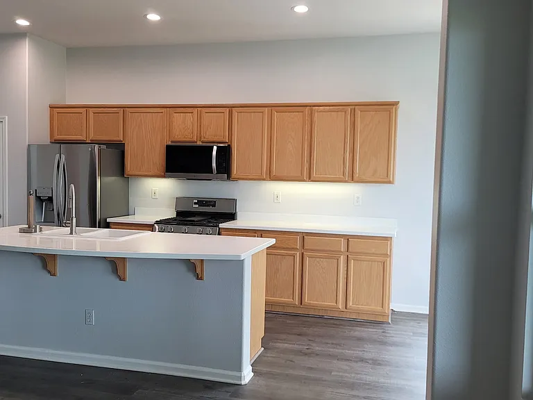 9192 Reserve Dr — Photo 12