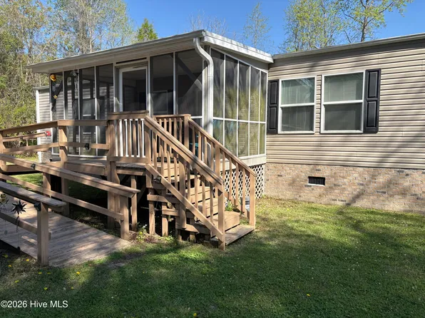 312 Fire Tower Road, Lake Waccamaw, NC 28450