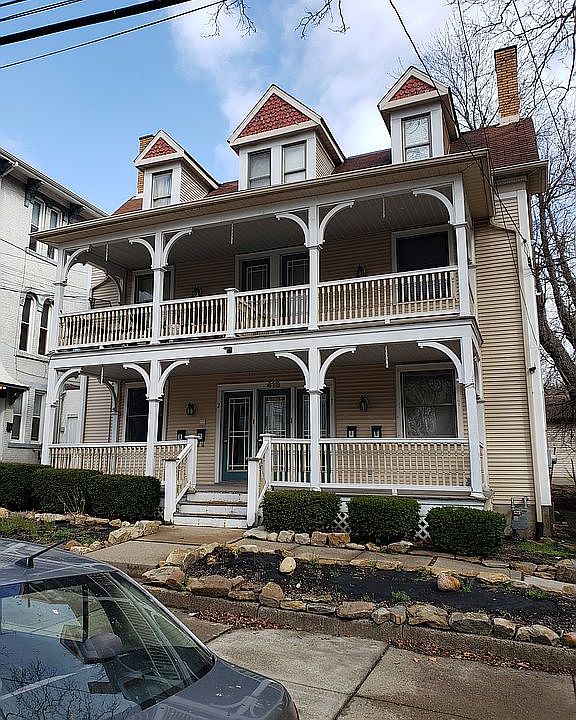 1st image of 418 11th St