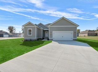 621 Pleasant Meadow Ln, Bowling Green, KY 42101