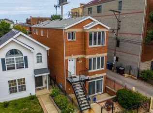 2414 W Flournoy St, Chicago, IL 60612