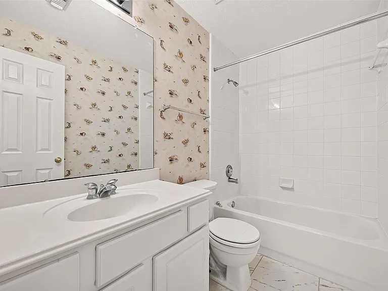 12338 Ashford Hollow Dr — Photo 43