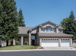 1945 Carolina Ave, Clovis, CA