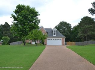 2360 Shadow Main, Olive Branch, MS 38654