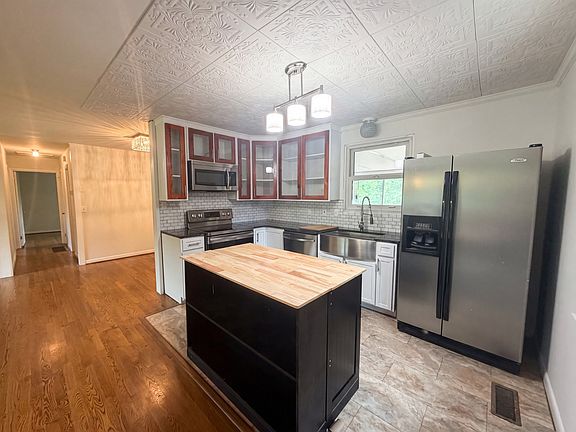 2nd image of 109 Krantz Ct