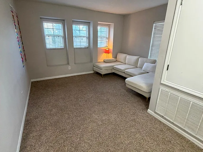 2405 Silvermoss Dr — Photo 17
