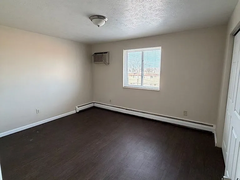 2679 Montana Ave — Photo 8