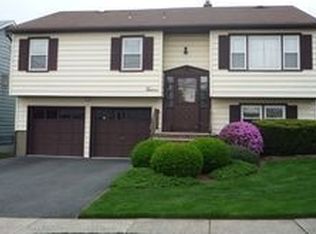 12 Kruger Ct, Clifton, NJ 07013