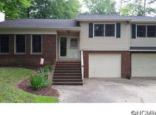 30 Tall Oaks Rd, Candler, NC 28715