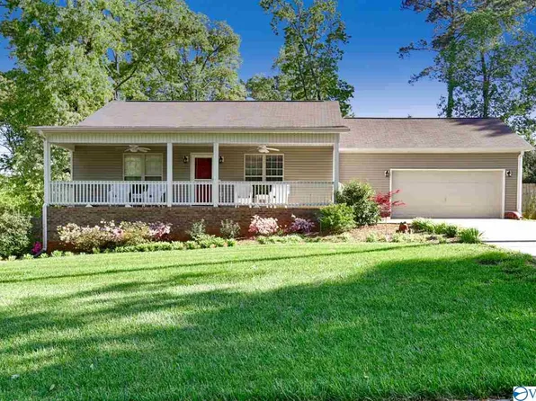 126 Lamirda Ct, Huntsville, AL 35810