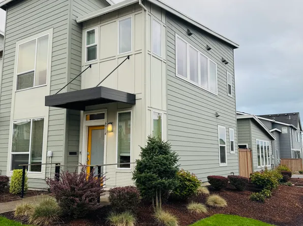 6914 SE Blanton St, Hillsboro, OR 97123