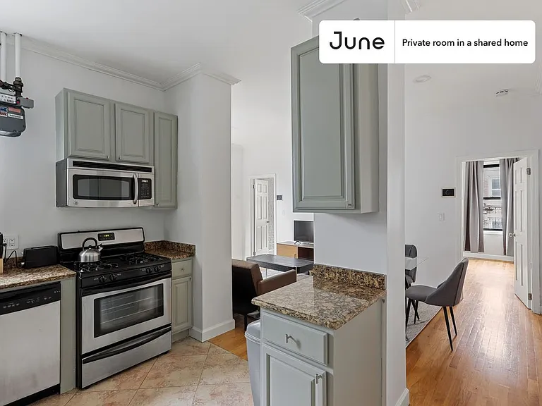 542 W 147th St #C — Photo 9