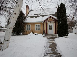310 E 7th St, Morris, MN 56267
