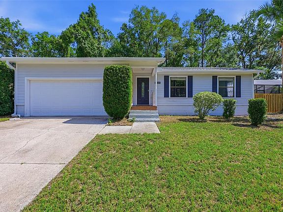 3rd image of 5908 NW 36th Pl
