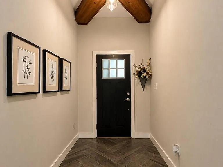 7231 Dominica Dr — Photo 2