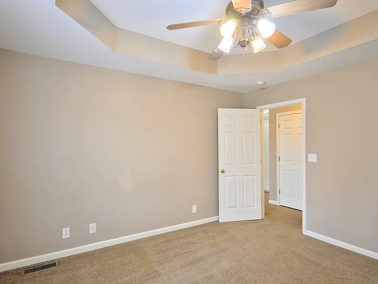 3291 S Senseney Cir — Photo 17
