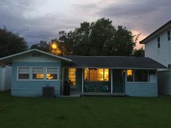 3rd image of 430 Ololu Dr