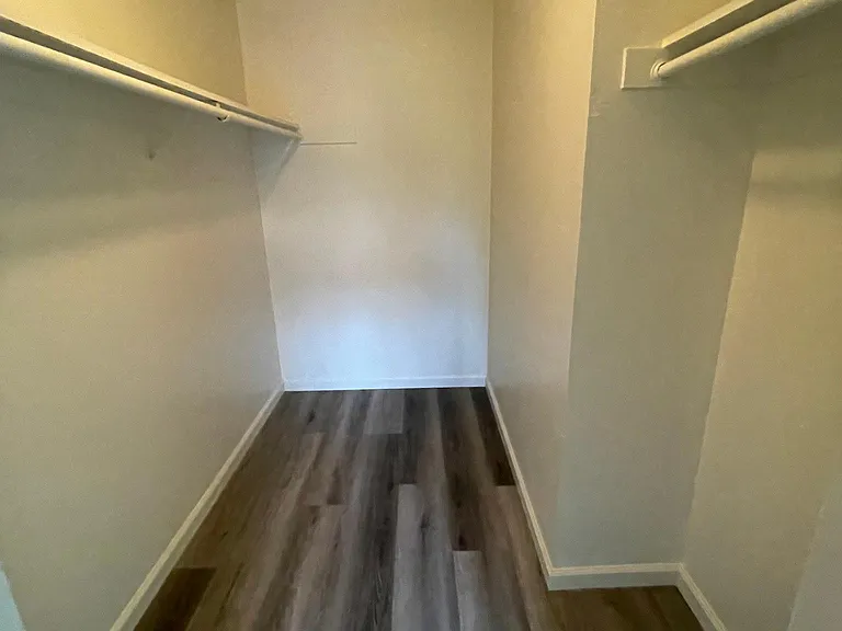 2019 W Middlefield Rd #4 — Photo 18