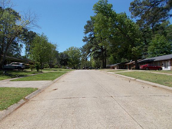5th image of 660 Kings Towne Pl