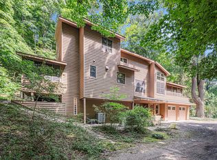 12060 Tower Hill Rd, Sawyer, MI 49125