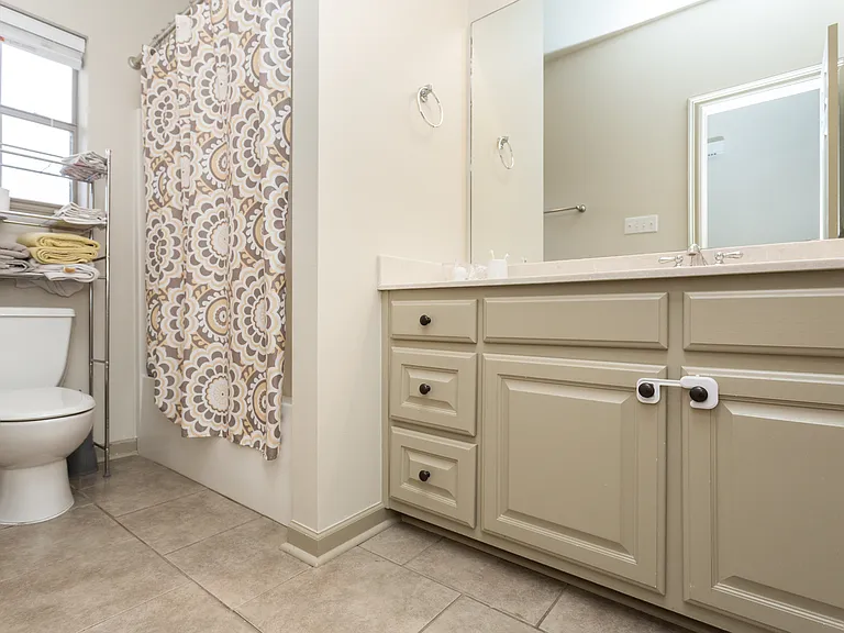 735 Fall Creek Dr — Photo 16