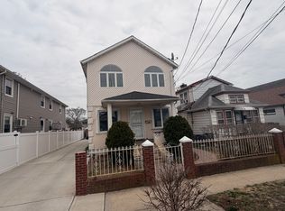 14435 224th St FLOOR 1, Springfield Gardens, NY 11413