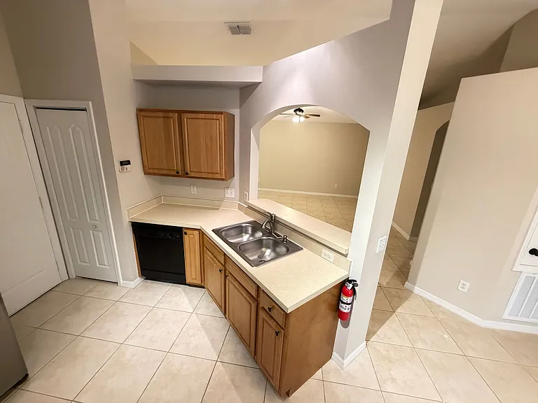 38 Vanna Ct — Photo 14