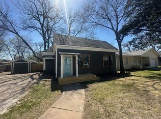 814 W Fern St, Sherman, TX 75092