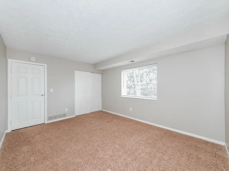 Village Square Townhomes — Photo 2