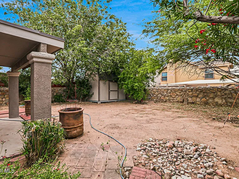 11320 Acoma St — Photo 2
