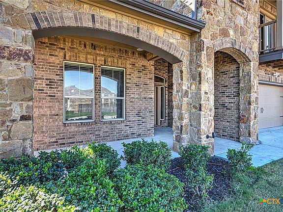 2nd image of 9207 Lake Pointe Dr