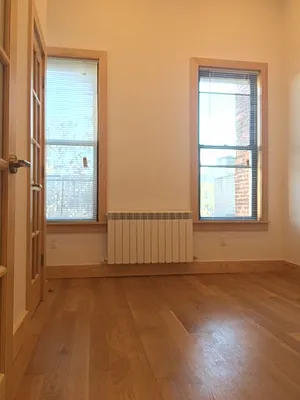 Rented by Nooklyn NYC LLC | media 60