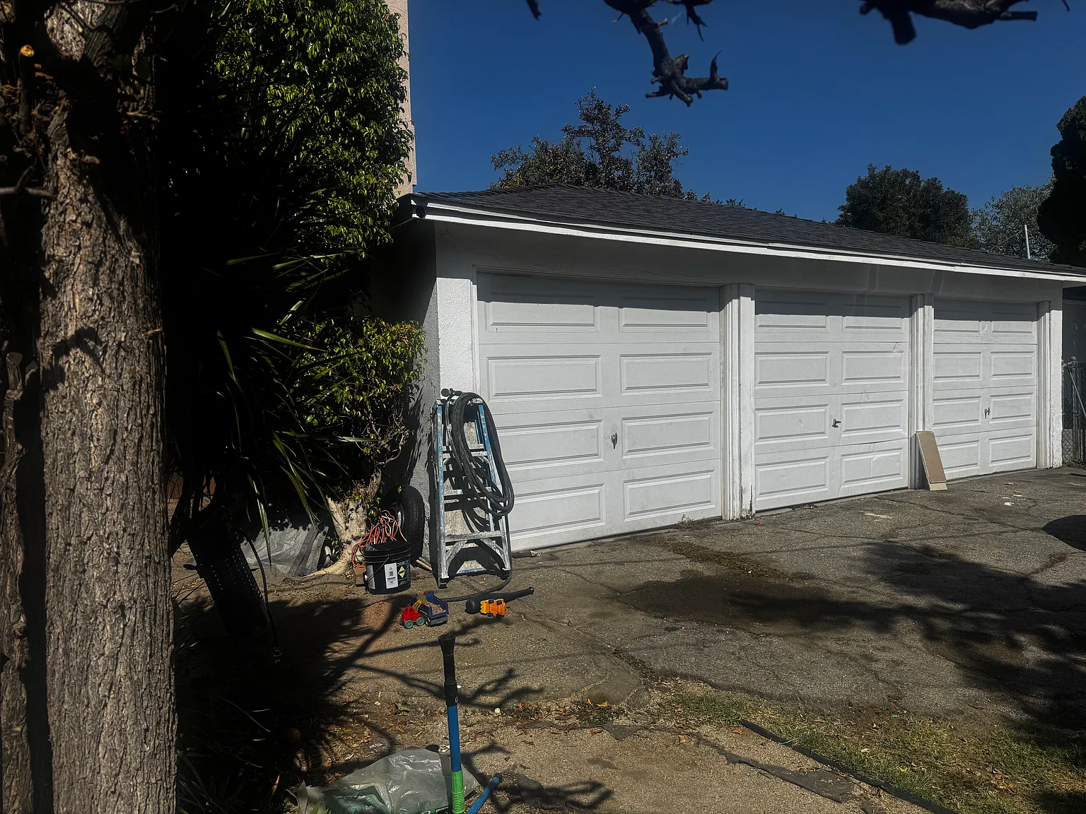 Woodley Ave, Van Nuys — Photo 4