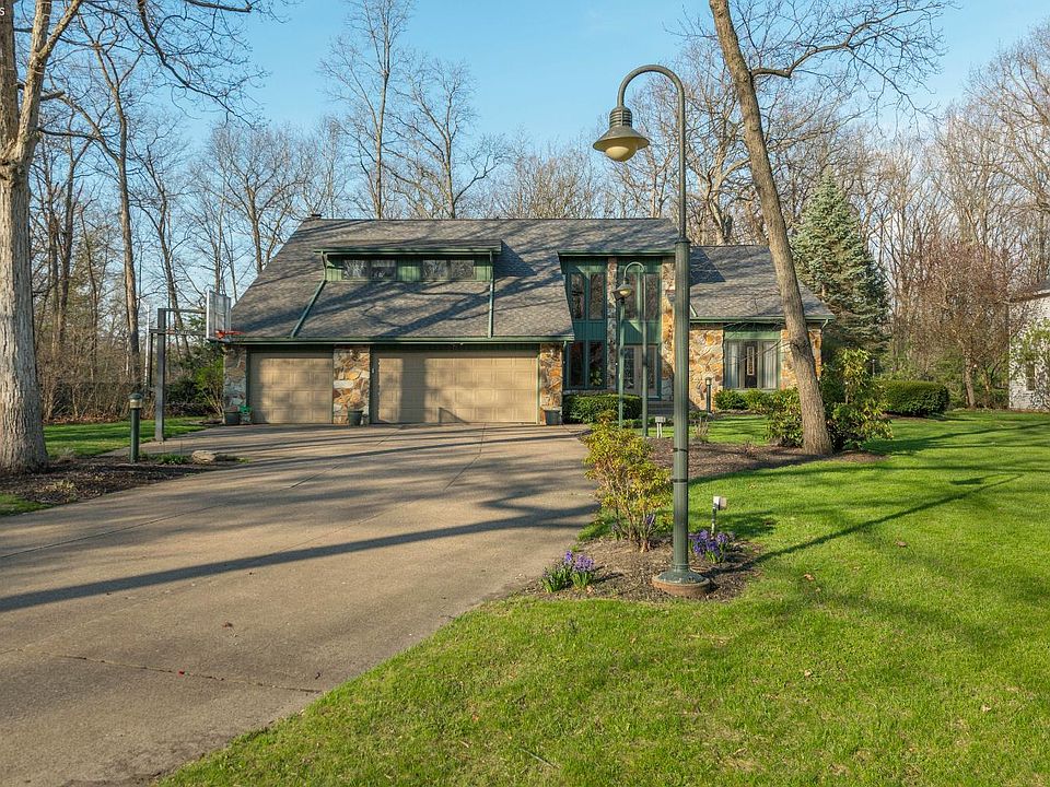 1st image of 6880 Cliffside Dr