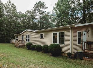 124 Peacock Rd, Barnesville, GA 30204