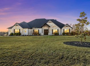 2430 Fossil Creek Dr, Midlothian, TX 76065