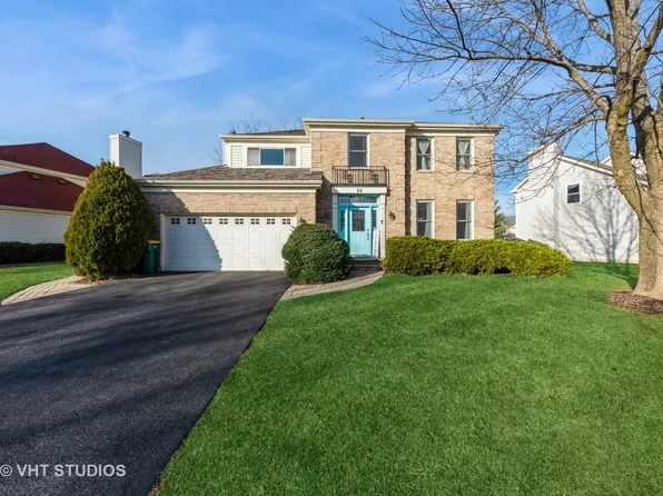 86 Cambridge Dr, Grayslake, IL 60030